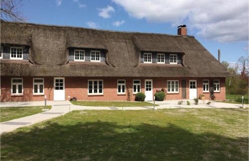 Langenhorn House | Cozy Home In Langenhorn With Wifi