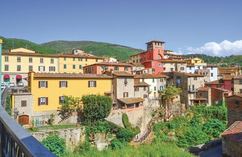 Montevarchi House | Cozy home in Montevarchi AR with sauna
