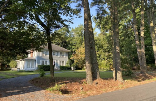 Greenbush House | Cozy Home in Peaceful Location-Short Drive to Beaches & Bay