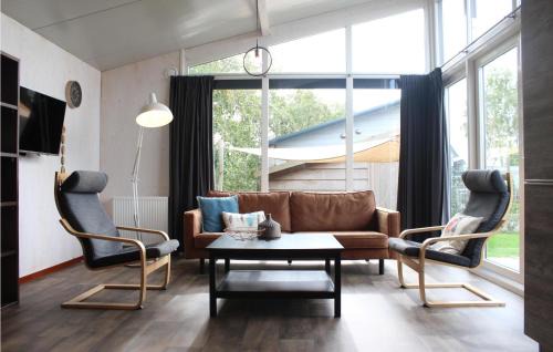 Sint-Annaland House | Cozy Home In Sint-Annaland With Wifi