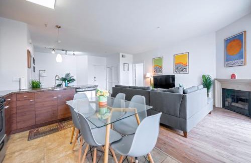 Marina del Rey Hotel | Cozy Home Management in MDR