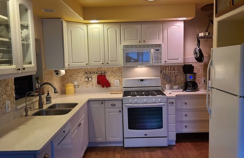 Soldotna House | Cozy home minutes from the world famous Kenai River.