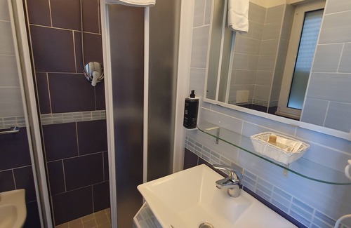 Cagnona Hotel | Cozy Hotel Triple Room breakfast included