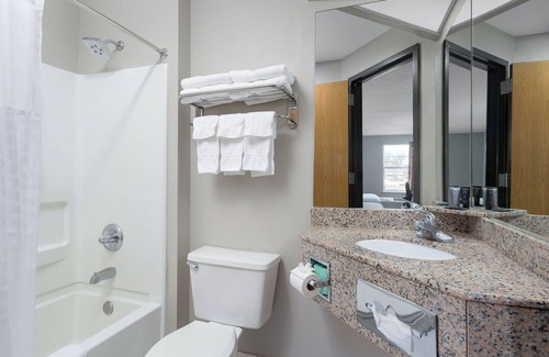 Graysville House | Cozy hotel in terrific Chattanooga with WiFi, AC