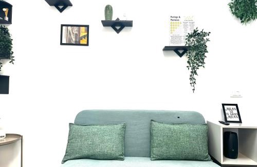 Milan Apartment | Cozy House a Few Steps from the Metro and Duomo