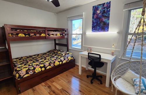 Northeast Raleigh House | Cozy house in quiet area and close to everything. 7 miles from Raleigh downtown