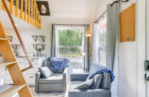 Houston Apartment | Cozy Houston Getaway with Fire Pit and Lake Access!