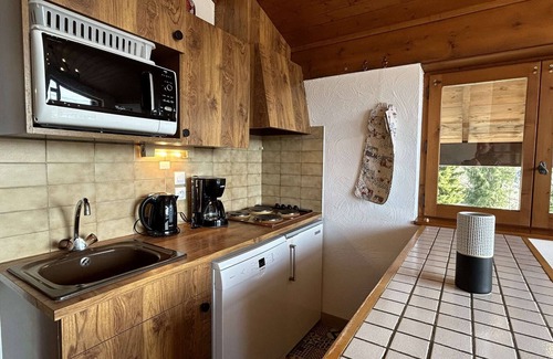 Notre-Dame-de-Bellecombe Apartment | Cozy Loft-Style Apt, Sleeps 6, Balcony, Close to Village - Notre-Dame-de-Bellecombe