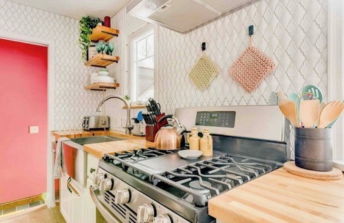 Lake Elmo Cottage | Cozy Lake Elmo Cottage