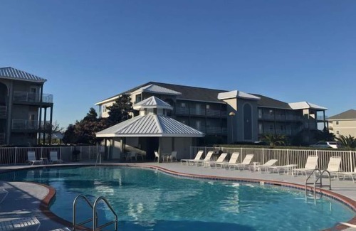 Orange Beach Condo | Cozy Lake Front~Flash Sale~Book Now! Romar Lakes 204B