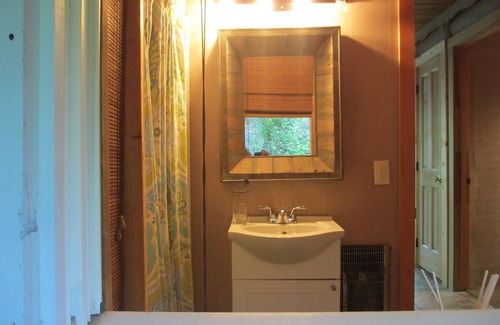 Hayden Cabin | Cozy Lake Place Getaway