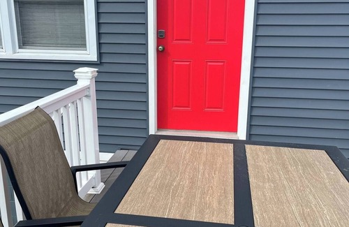 Ship Bottom Apartment | Cozy LBI 1-bedroom apartment in charming Ship Bottom only 8 houses to the beach!
