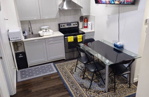 Calgary House | Cozy legal Secondary suite