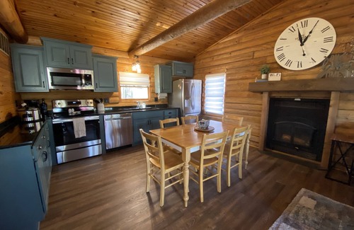 Shell Knob Cabin | Cozy Log Cabin on Table Rock Lake - The Timbers Cabin #8