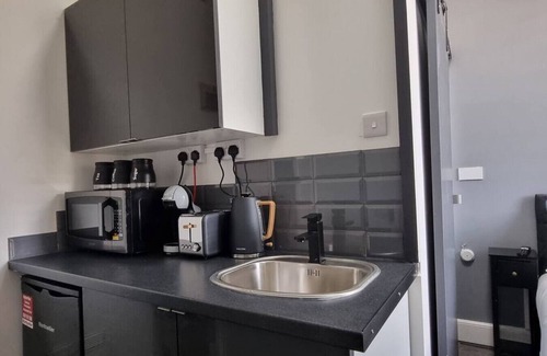 Hillrise Apartment | Cozy London Studio - 10 Min Walk to Tube