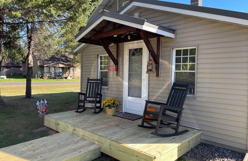 Drummond Cottage | COZY LUMBERJACK COTTAGE- Near Drummond Lake and ATV Trails. Canoe/kayak included