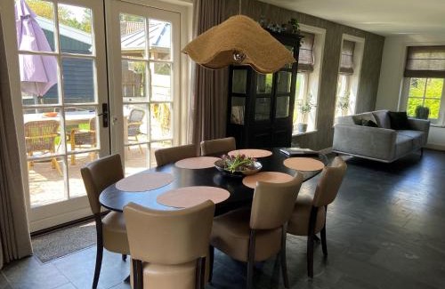 Hippolytushoef Villa | Cozy Luxury Wieringer Villa