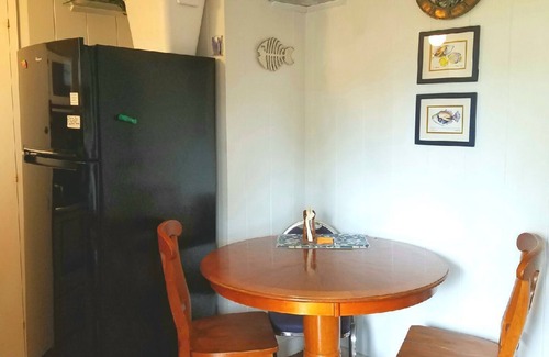 Honokowai Condo | Cozy Maui Condo Near Kaanapali with Beach Park in Front of Complex! 2 Bedrooms!
