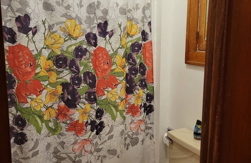 Midtown Apartment | Cozy Midtown Apartment with Private Patio n