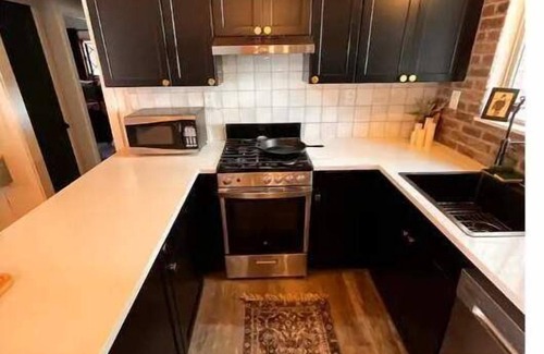 Big Bear Lake Cabin | Cozy Modern Cabin Oktoberfest Couples & Family Escape 1mi to Lake Spa Firepit