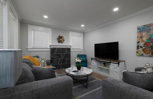 Atlanta House | Cozy Modern Home in Atlanta