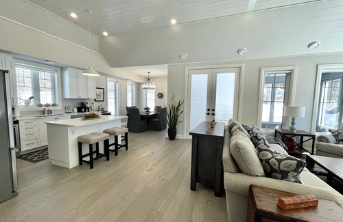 Minett Cottage | Cozy Muskoka 4-bedroom cottage on Lake Rosseau