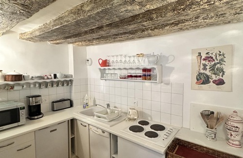 Saint-Thomas-d'Aquin Apartment | Cozy Nest in the Heart of Saint Germain des Pres - Rue du Dragon Left Bank condo