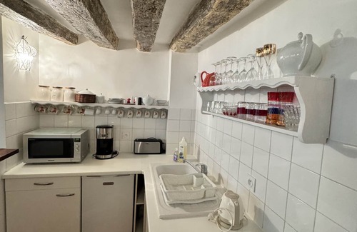 Saint-Thomas-d'Aquin Apartment | Cozy Nest in the Heart of Saint Germain des Pres - Rue du Dragon Left Bank condo