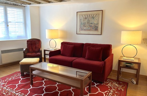 Saint-Thomas-d'Aquin Apartment | Cozy Nest in the Heart of Saint Germain des Pres - Rue du Dragon Left Bank condo