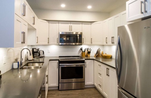 Revelstoke Condo | Cozy, New condo with Great Location only 2 minute drive to the ski resort