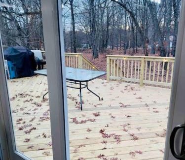 Albrightsville House | Cozy newly remodeled cabin in the Poconos