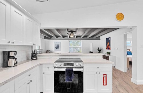 South Corals House | Cozy Oasis Pool Oakland Park