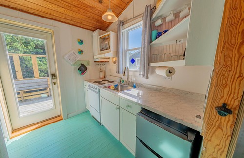 Ocracoke Cottage | Cozy Ocracoke Island Cottage - Small Camp, Big Fish