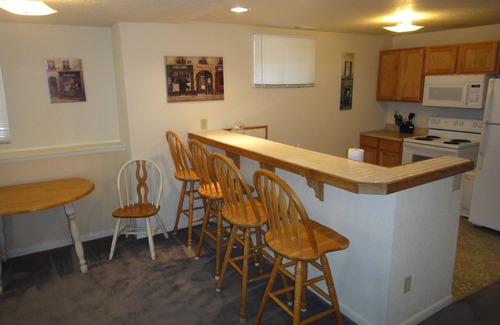 Colorado Springs House | Cozy Old Colorado City Hide-a-Way