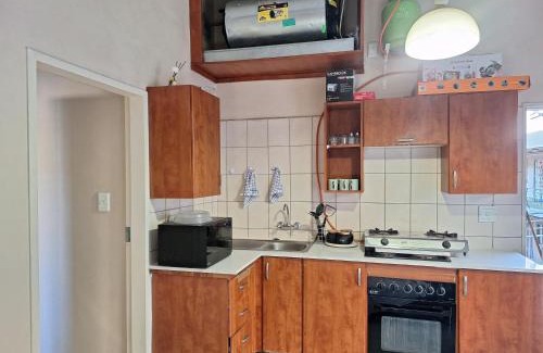 Rustenburg Apartment | Cozy one bedroom in Kaldi Place