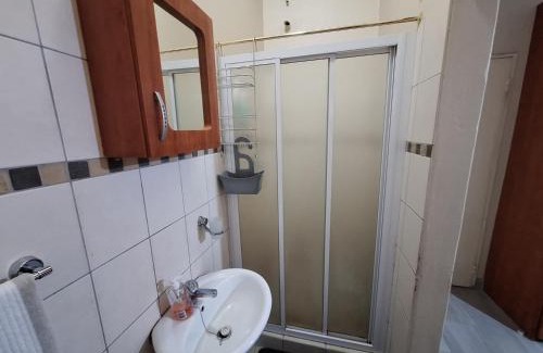 Rustenburg Apartment | Cozy one bedroom in Kaldi Place