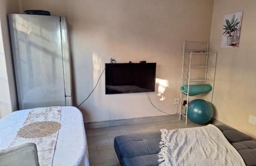 Rustenburg Apartment | Cozy one bedroom in Kaldi Place
