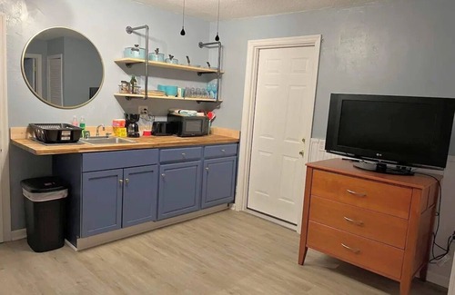 Panacea Apartment | Cozy Panacea Retreat #3 (King)
