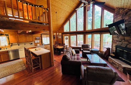 Mammoth Creek Cabin | Cozy Panguitch Lake Cabin Hot Tub Nestled in the Pines