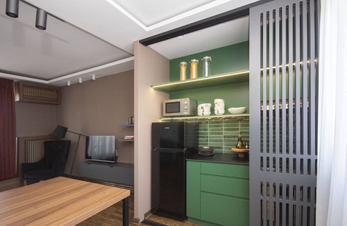 Stari Grad Apartment | Cozy penthouse, terrace, artisan touch perfect espresso & perks
