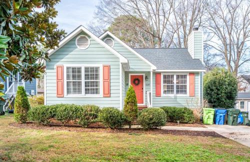 Raleigh House | Cozy Pet-friendly home in Five Points Raleigh