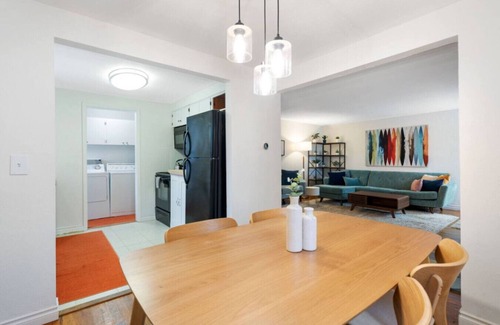 Milwaukie House | Cozy Portland Retreat with Private Patio & Grill