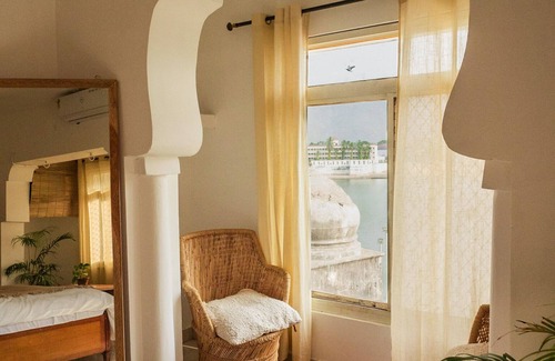 Pushkar Apartment | Cozy & Private Lakeview Studio in Pushkar Center