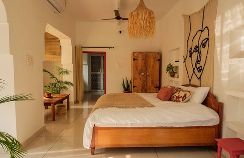 Pushkar Apartment | Cozy & Private Lakeview Studio in Pushkar Center