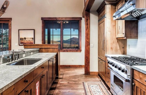 Park City Cottage | Cozy Promontory Cabin with incredible resort views