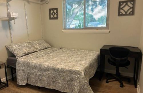 Sarasota Springs House | Cozy PVT Rm in Sunny Sarasota 1