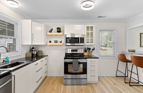 Peoria House | Cozy Quartersn