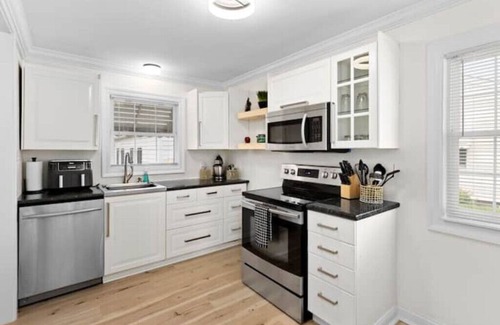 Peoria House | Cozy Quartersn