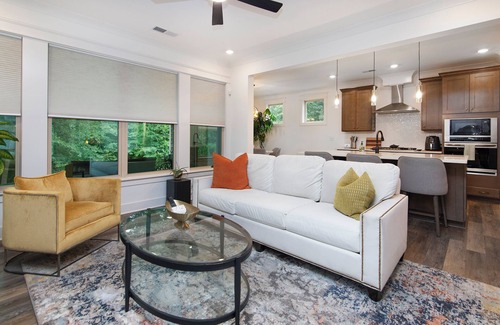 Moores Chapel House | Cozy quiet spacious. Close to airport