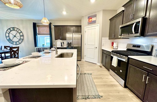 The Pinery House | Cozy Ranch Bungalow in Parker